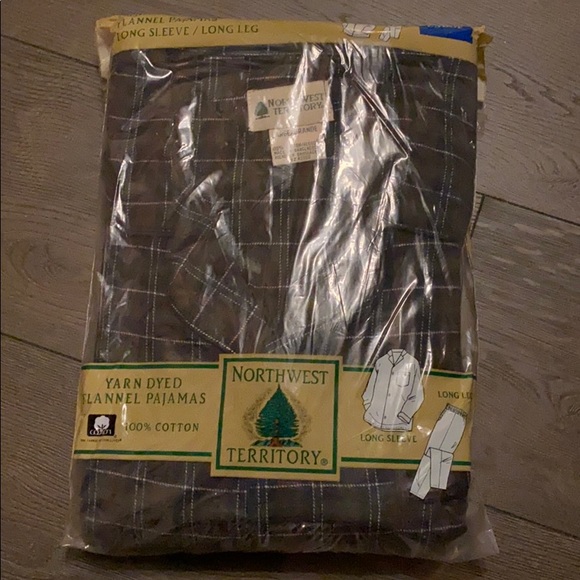 Men’s PJ’s - Picture 2 of 4